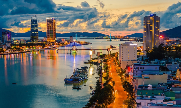 da-nang-ha-noi-ha-long-bay-ninh-binh-7-days-6-nights-tour-package