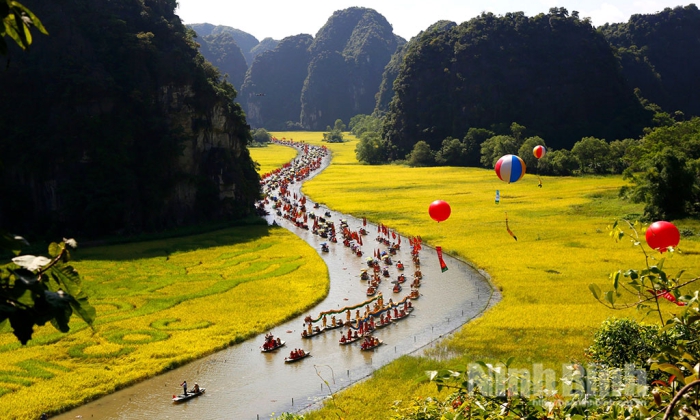 NINH BINH - HA LONG 5 DAYS 4 NIGHTS TOUR PACKAGE
