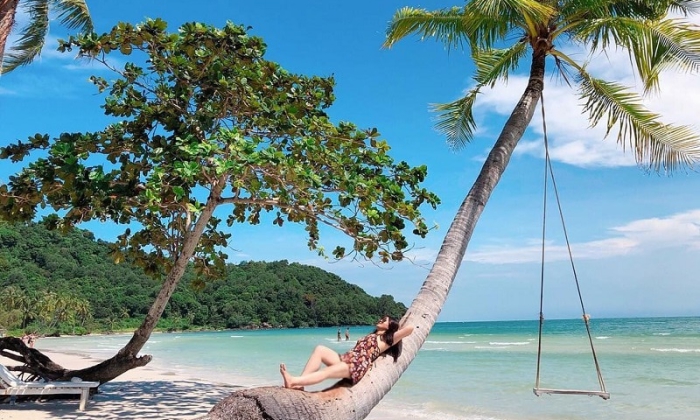 Ha Long bay - Ninh Binh - Ha Noi - Da Nang - Ho Chi Minh - Phu Quoc 11 Days 10 Nights Tour Package