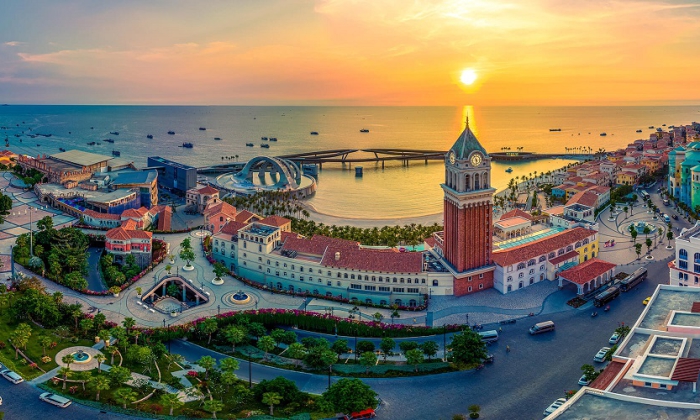 Ha Long bay - Ninh Binh - Ha Noi - Phu Quoc - Da Nang 10 Days 9 Nights Tour Package