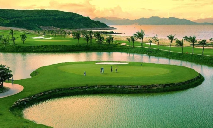 Ha Noi Golf Tour Package 6D5N